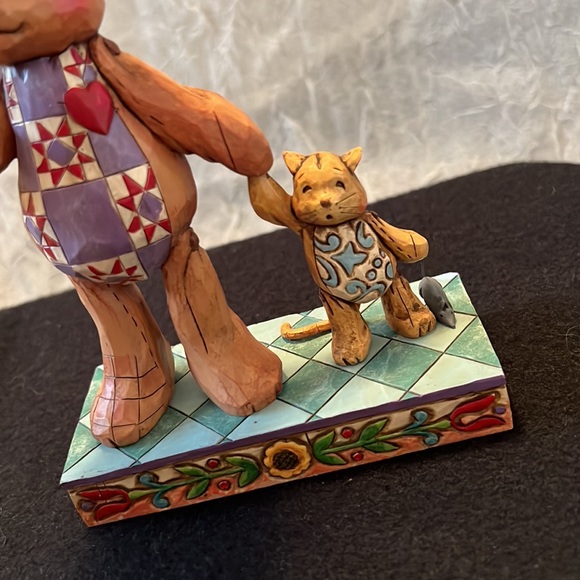 Heartwood Creek Jim Shore Hand in Hand Bear w/Cat Figurine - Picture 3 of 16